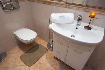 هتل Visitzakopane Rainbow Apartments