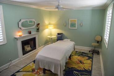فندق Windemere Inn By The Sea