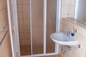 Meridian Thermal Hotel Akupunktúra és Természetgyógyászati Centrum