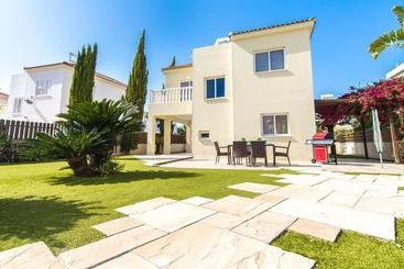 Ayia Napa Holiday Villa 040