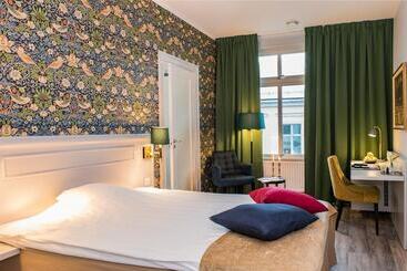 Spis Hotell Amber