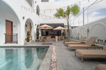 פנסיון The Simore