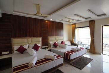 Lipi Resort And Spa