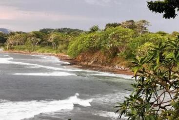 بنسيون Oceanfront Gem At La Joya De Lagarto