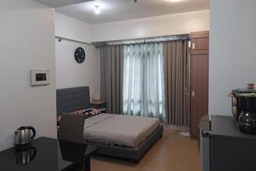 Aparthotel Alps At 150 Newport Blvd Condominum Near T3