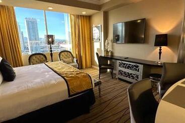 هتل Westgate Las Vegas Resort & Casino Located In The Heart Of Las Vegas Nevada 5minutes Walk To Las Veg