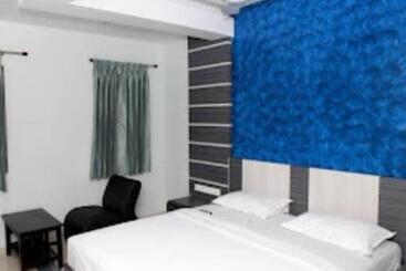 Отель Sbs Grand , Coimbatore