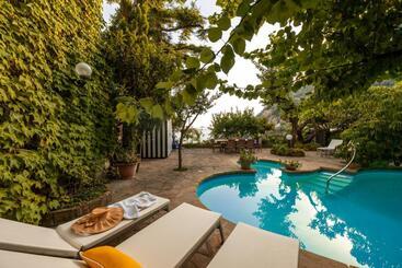 هتل آپارتمان Casa Mercè Positano