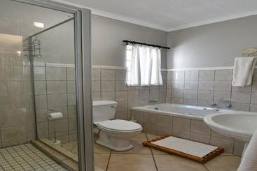 تختخواب و صبحانه Bloemstantia Guest House