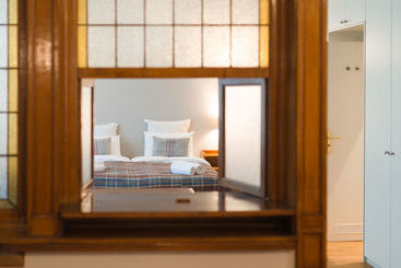 Grandplace Lombard Apartments