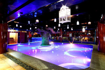 هتل C & L Seaview