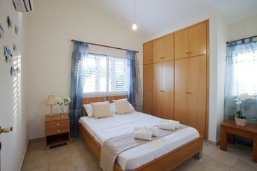 Villa Skyros