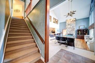 קוטג'' Stay Awhile By Avantstay Lakefront + Pool, Dock