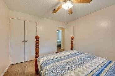 کلبه Quiet Columbus Home W/ Private Deck & Grill!