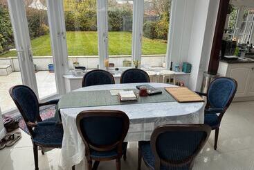 Residence Cosy And Lovely 4 Bed House In Stanmore