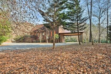 بيت ريفى Riverbend Reserve  Cabin W/ Yard + Fire Pit!