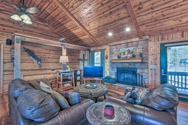 별장 Rustic Cabin W/ Hot Tub: 2 Mi To Unicoi State Park
