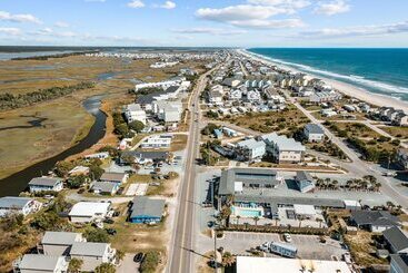 ホテル Loggerhead Inn & Suites