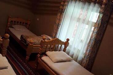 פנסיון Nuratau Mountain Ulug Bek Homestay