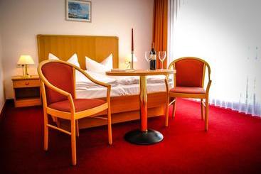 Garni Eden Hotels