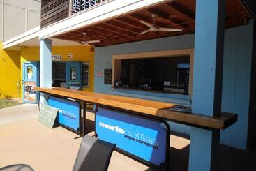 فندق على الطريق Buzers