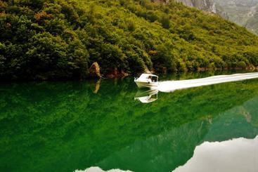 هاستل Rozafa Ferry & Accommodation