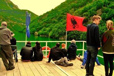 هاستل Rozafa Ferry & Accommodation