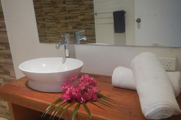 هتل Club Oceanus Resort