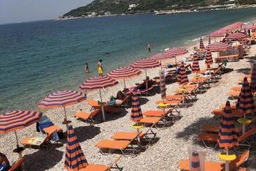 هتل Olympia Touristic Village