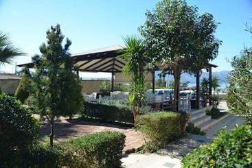 هتل Olympia Touristic Village