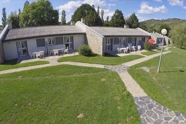 استراحتگاه Aux Portes Des Monts D'aubrac