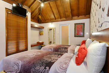 酒店 Tegal Panggung Inn
