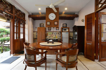 酒店 Tegal Panggung Inn
