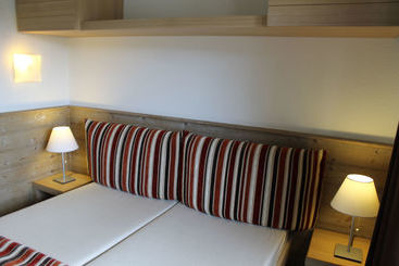 Residence Britania Cles Blanches