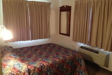 The Sterling Hotel And Extended Stay
