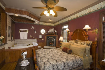 تختخواب و صبحانه Port City Victorian Inn