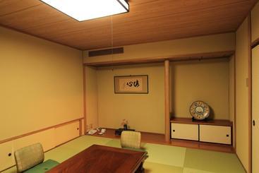 ریوکان Misasa Onsen Toenkan