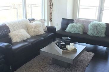 Square One Fully Furnished Suite