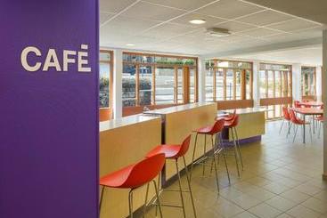 هاستل Centre International De Séjour André Wogenscky
