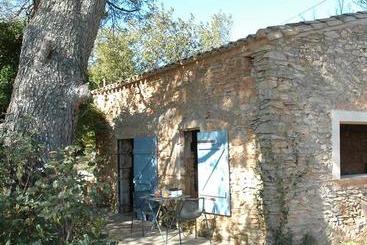 Bien Loin D Ici Spa B&b