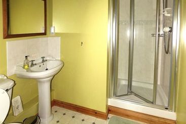 Отель Tyddyn Chambers B&b