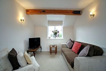 Orchard Cambridge Apartment