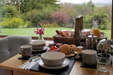 پانسیون Nant Yr Onnen B&b And Ysgubor Holiday Cottage