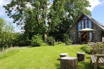 پانسیون Nant Yr Onnen B&b And Ysgubor Holiday Cottage