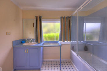 Acacia Bed And Breakfast
