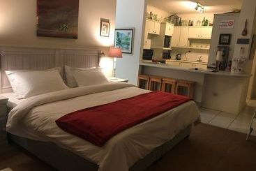 تختخواب و صبحانه 78on5th In Hermanus