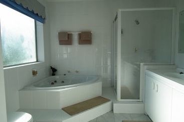 تختخواب و صبحانه 78on5th In Hermanus