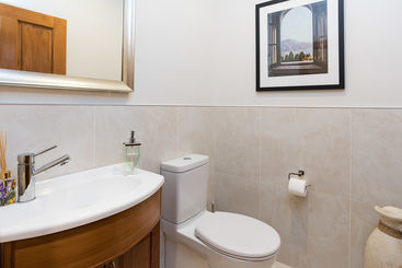 تختخواب و صبحانه Aldaha Luxury Accommodation