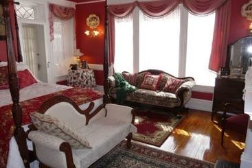 Berkeley House Bed & Breakfast