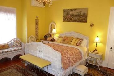 Berkeley House Bed & Breakfast